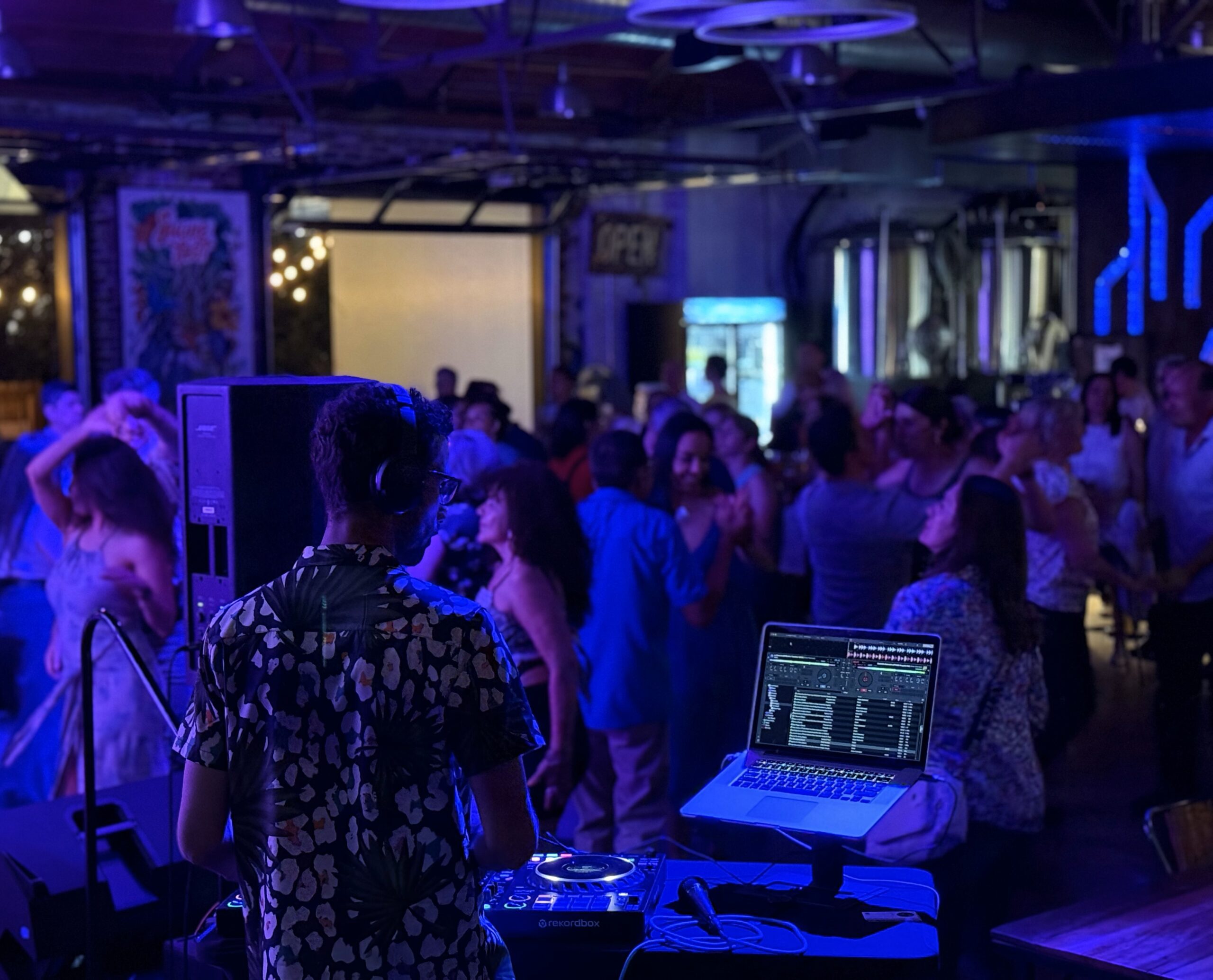 Denver wedding DJ services keeping a packed Colorado dance floor moving